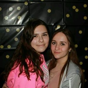 Meet your Posher, Nina